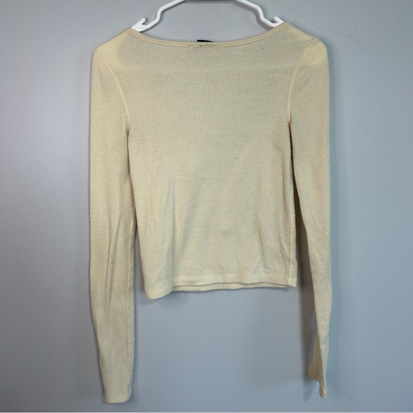 Urban Outfitters Out From Under Pale Yellow Cream Fitted Long Sleeve Top Size XS - Picture 5 of 6